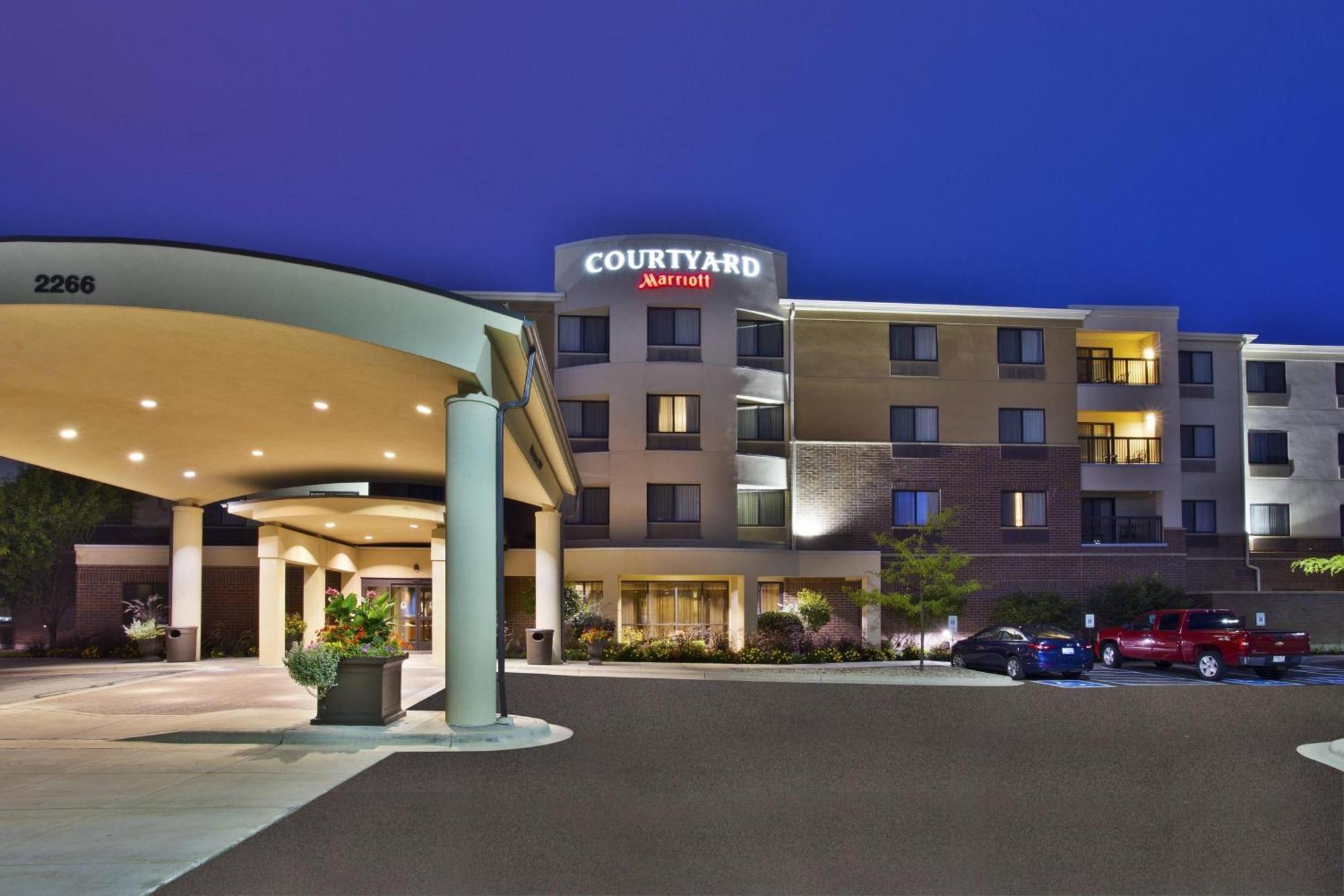 Courtyard By Marriott Madison West / Middleton Hotel Buitenkant foto