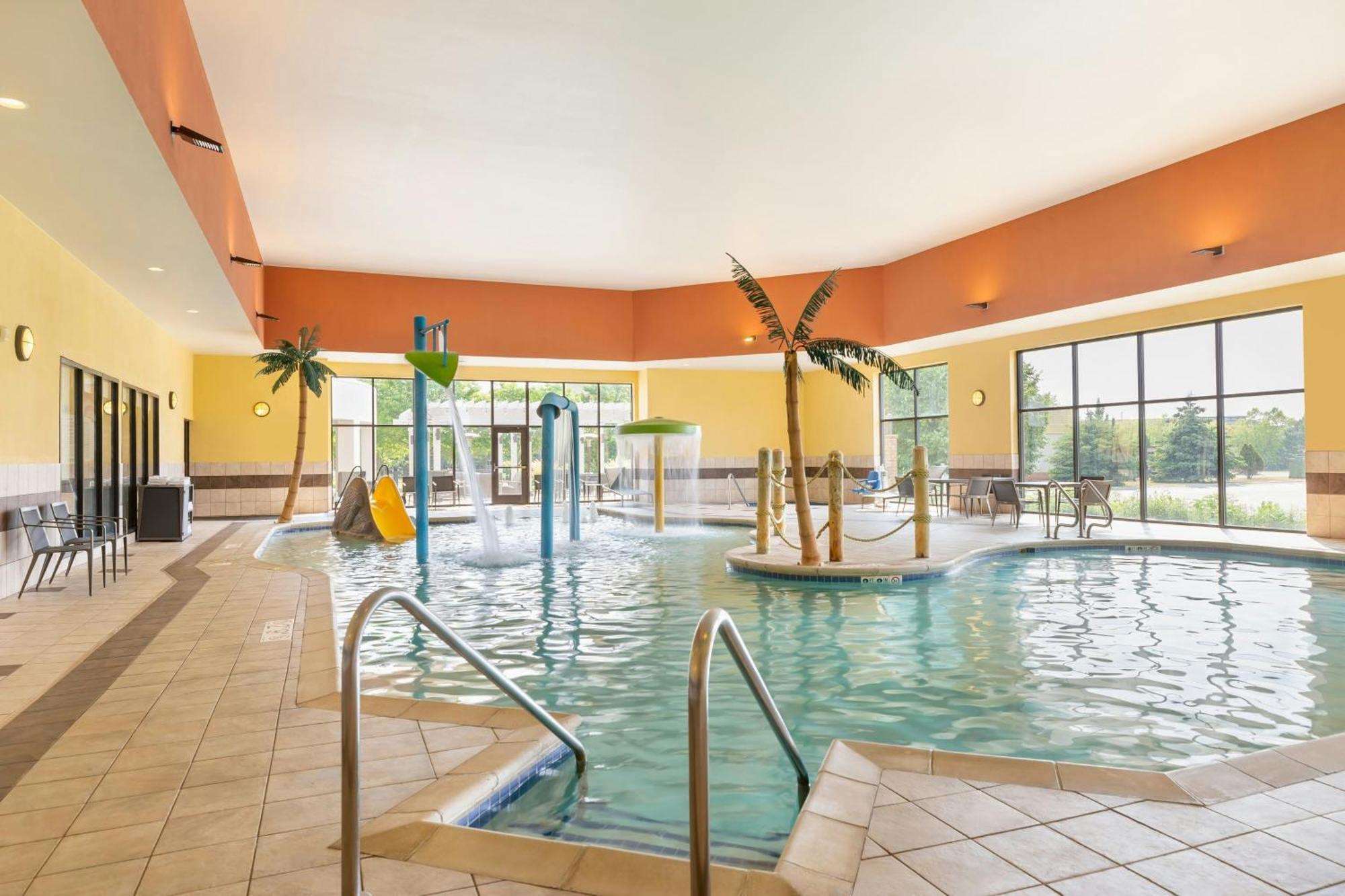 Courtyard By Marriott Madison West / Middleton Hotel Buitenkant foto