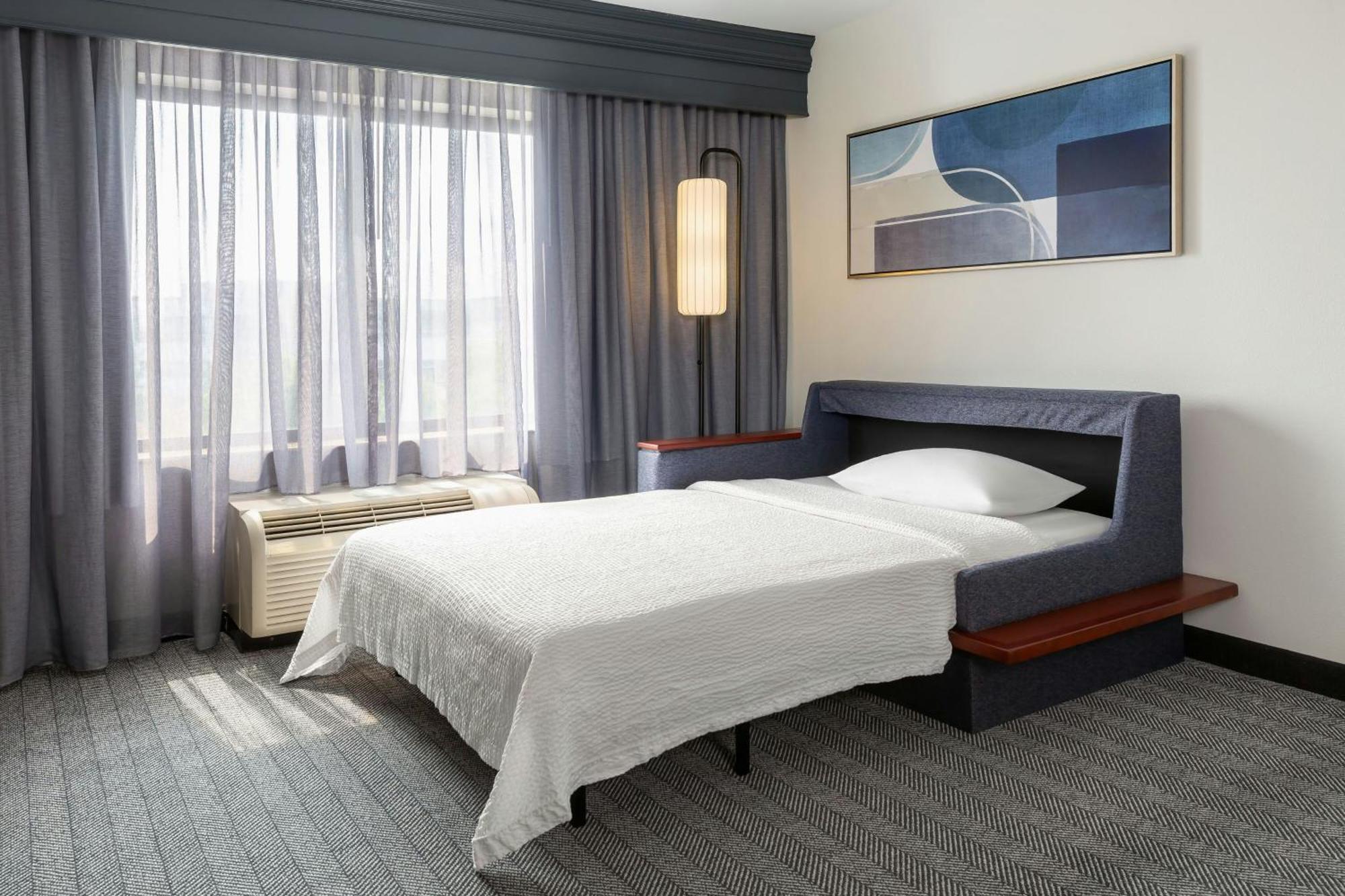 Courtyard By Marriott Madison West / Middleton Hotel Buitenkant foto