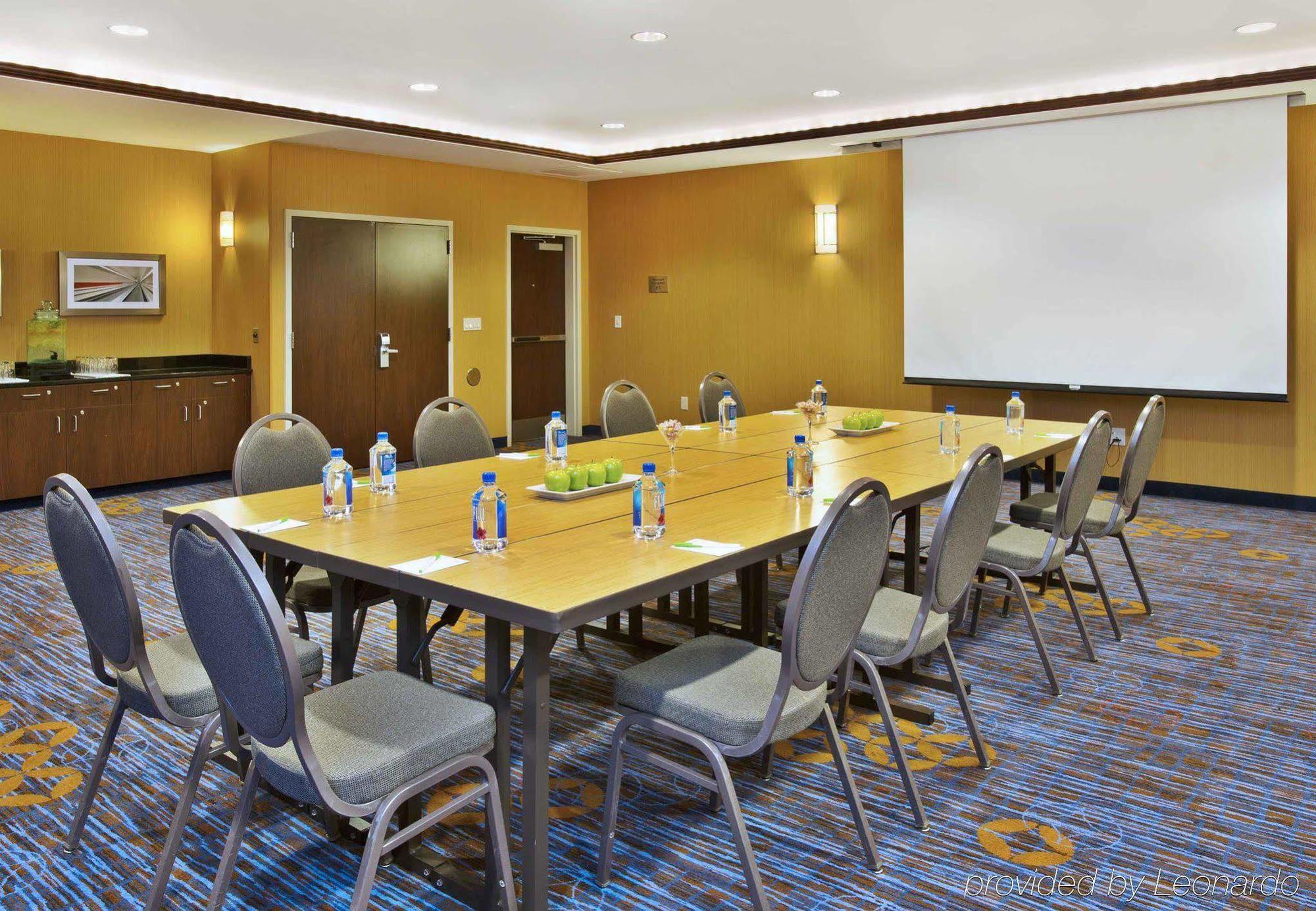 Courtyard By Marriott Madison West / Middleton Hotel Buitenkant foto