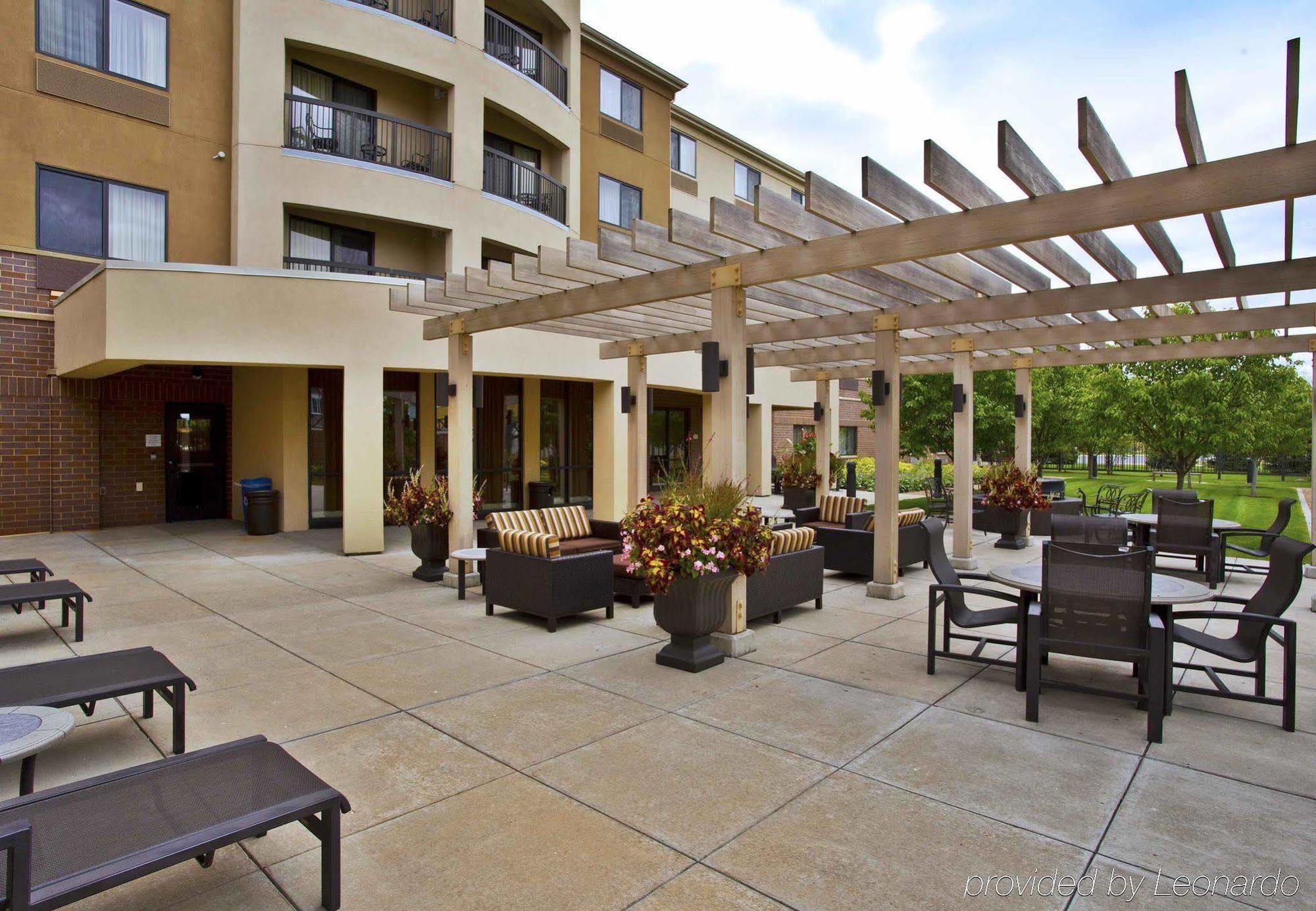 Courtyard By Marriott Madison West / Middleton Hotel Buitenkant foto